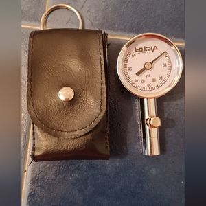 Genuine Victor accurate tire pressure gauge.